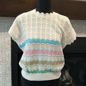 Adorable Vintage knitted scalloped neck sweater.